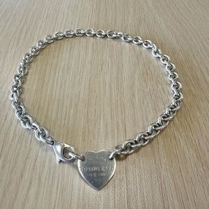 Tiffany Heart Tag chain link choker.